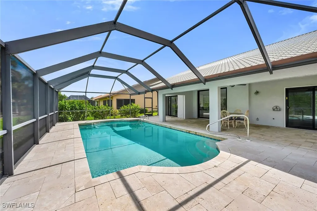 221 Saint James Way Naples FL 34104