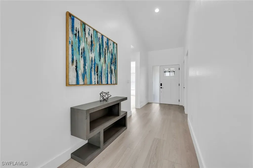221 Saint James Way Naples FL 34104