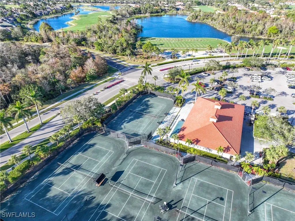 4660 Winged Foot Court Naples FL 34112