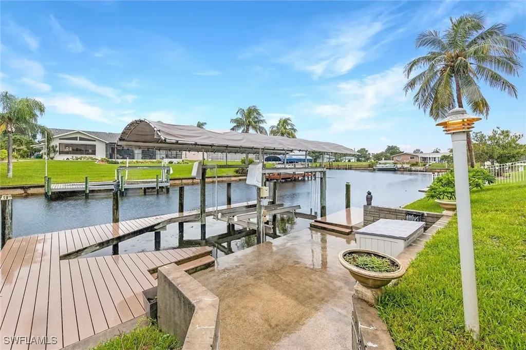 1026 SE 30th Street Cape Coral FL 33904