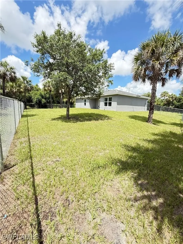 3006 Base Court Labelle FL 33935