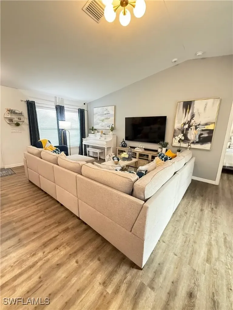 3006 Base Court Labelle FL 33935
