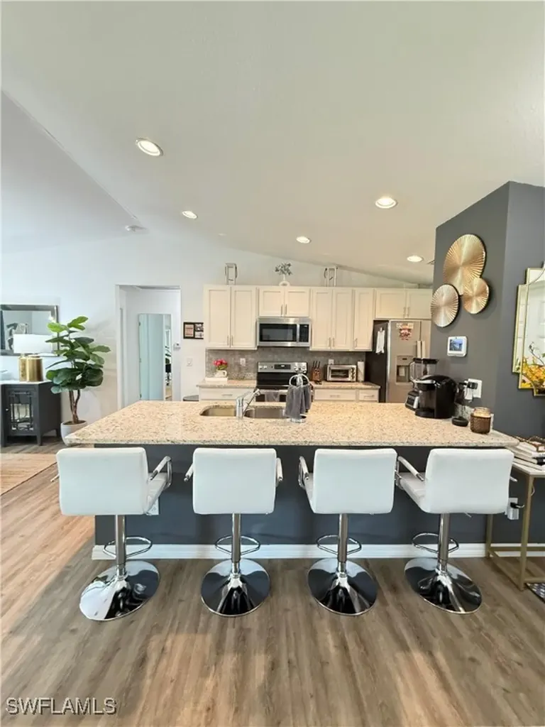 3006 Base Court Labelle FL 33935