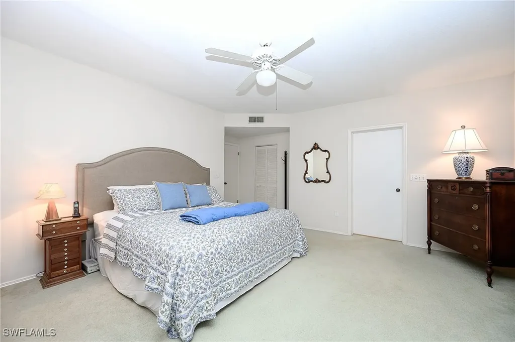 5809 Glencove Drive Naples FL 34108