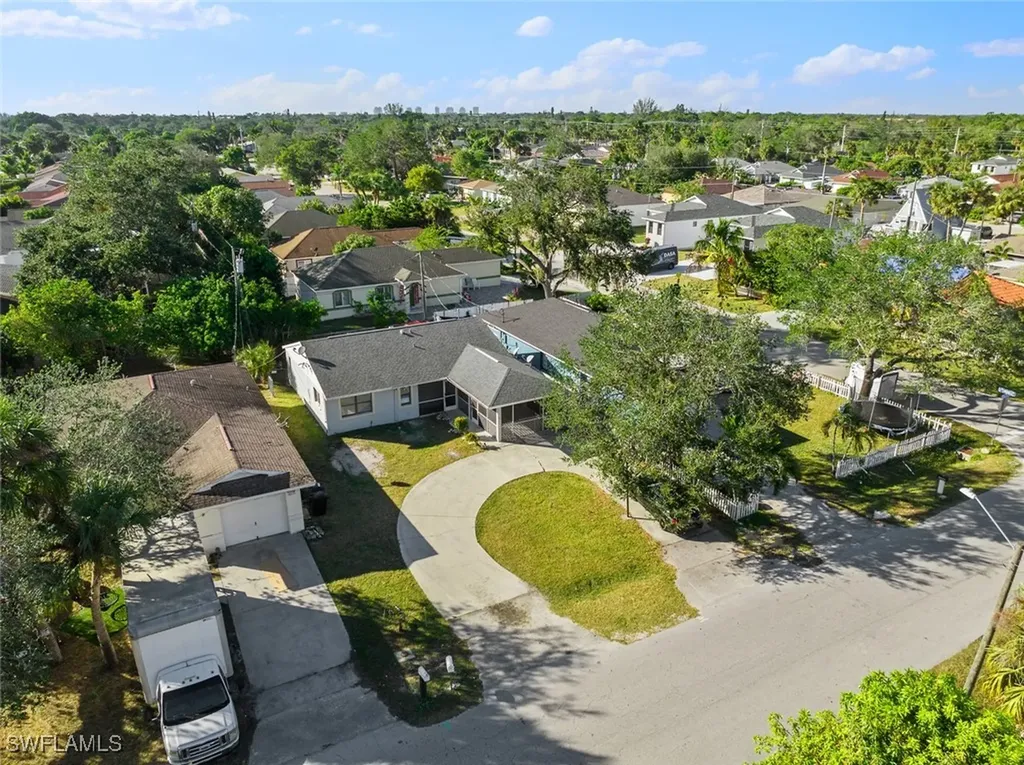 27924 Quinn Street Bonita Springs FL 34135