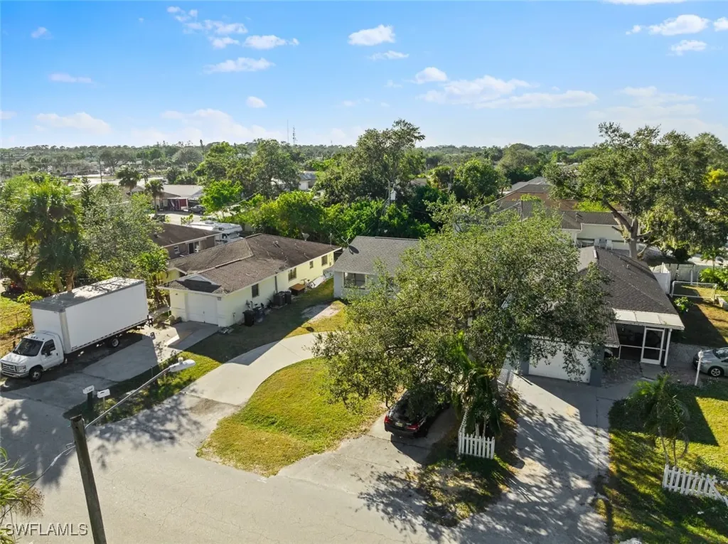27924 Quinn Street Bonita Springs FL 34135