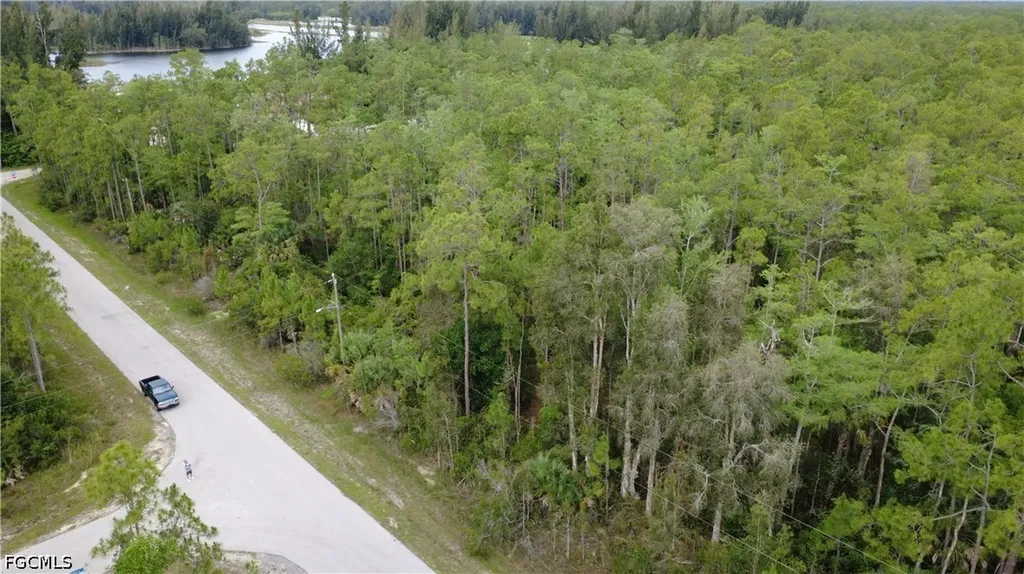 188 Victory Court Lehigh Acres FL 33972
