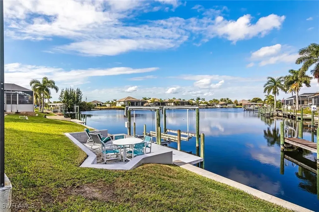 2807 SW 31st Lane Cape Coral FL 33914