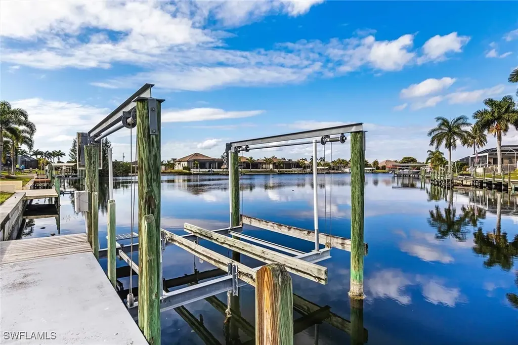 2807 SW 31st Lane Cape Coral FL 33914