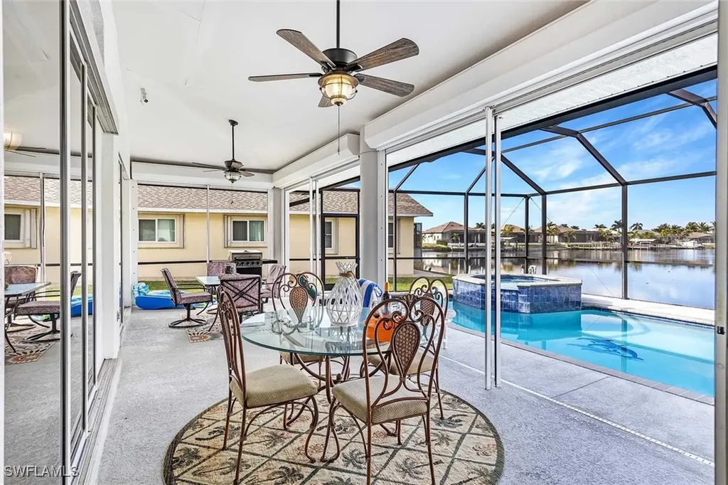 2807 SW 31st Lane Cape Coral FL 33914