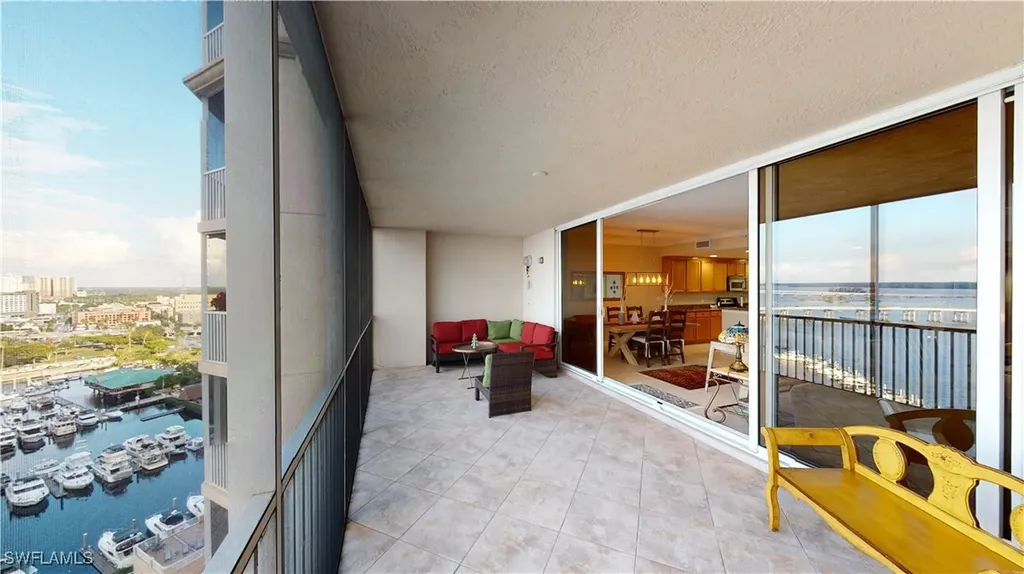 2104 W 1st Street Fort Myers FL 33901