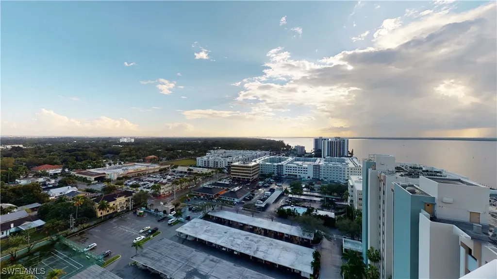 2104 W 1st Street Fort Myers FL 33901
