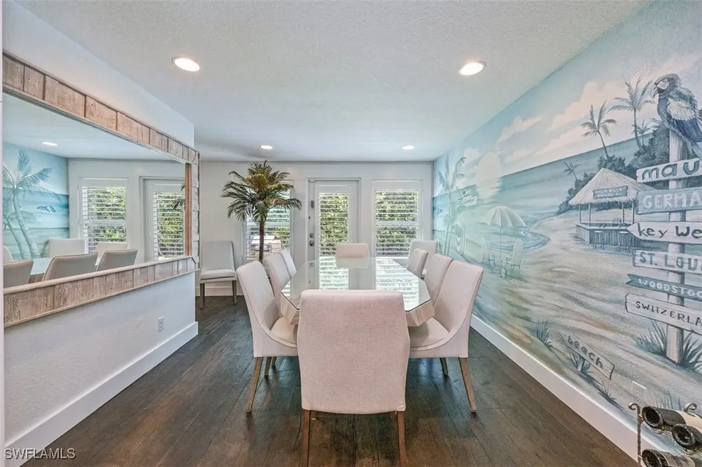 1129 8th Terrace N Naples FL 34102