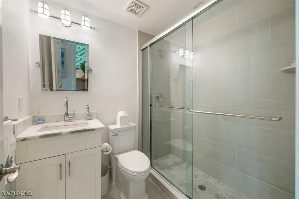 1129 8th Terrace N Naples FL 34102