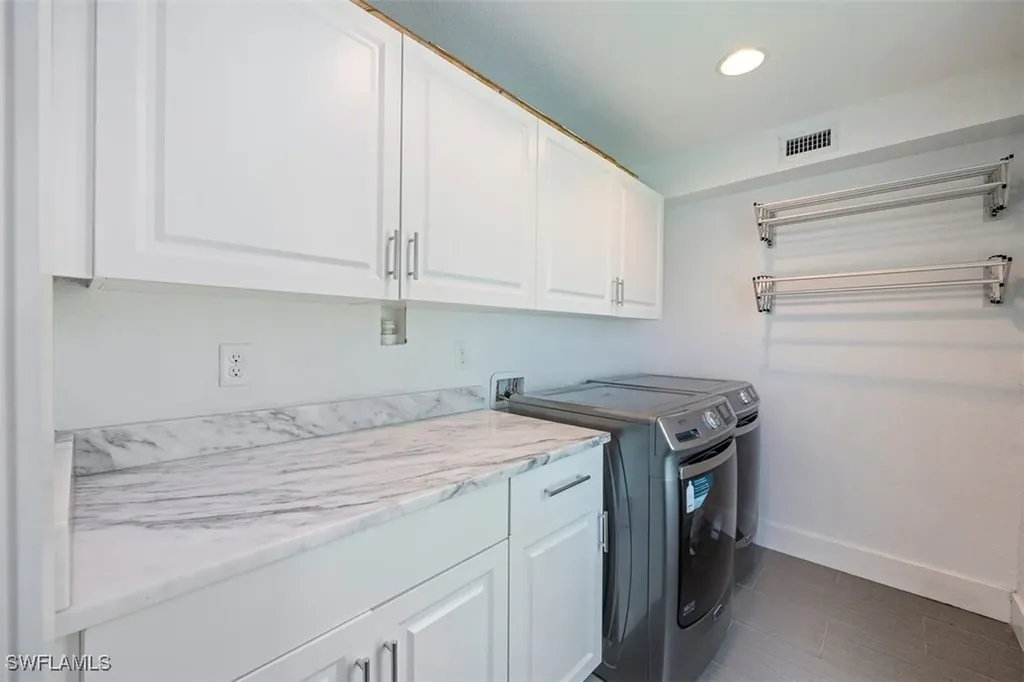 1129 8th Terrace N Naples FL 34102