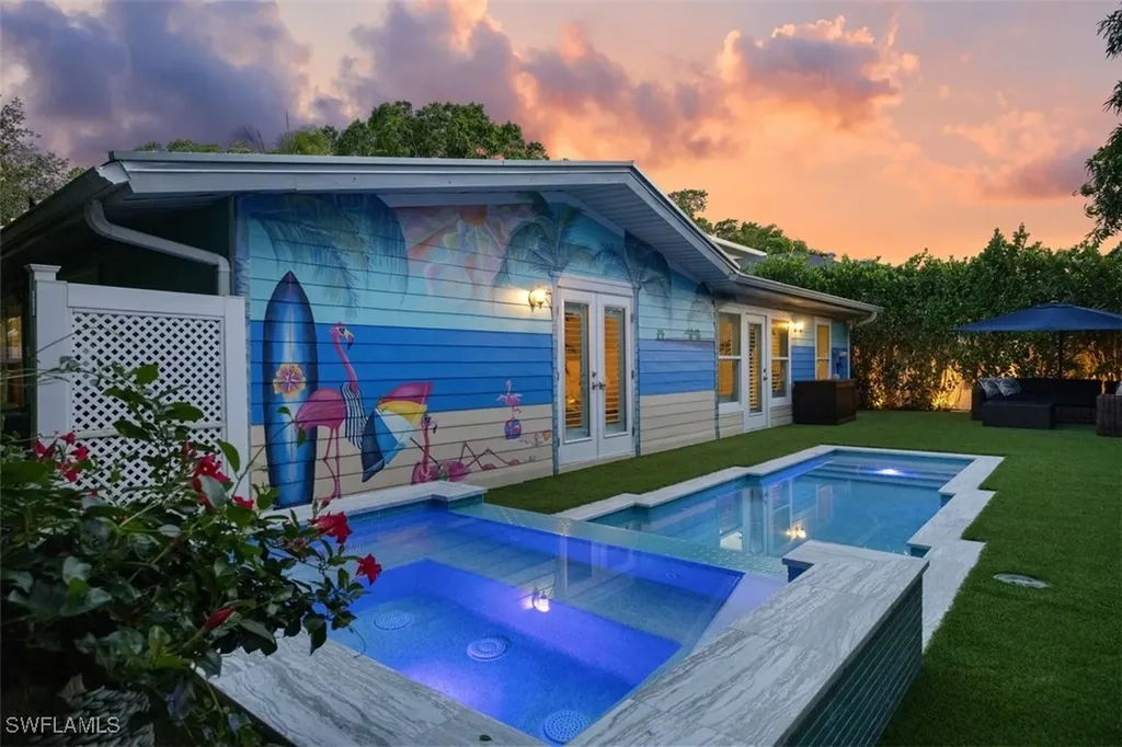 1129 8th Terrace N Naples FL 34102