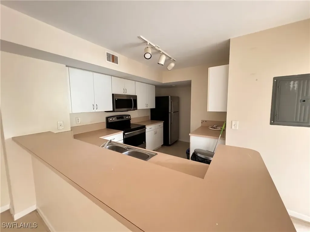 1820 Florida Club Circle Naples FL 34112