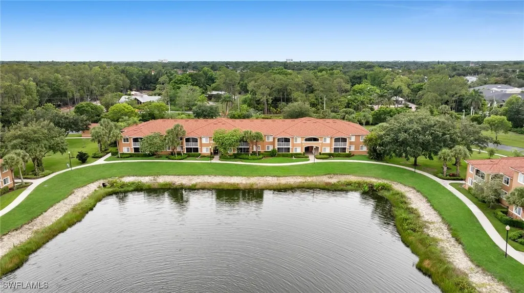 1820 Florida Club Circle Naples FL 34112