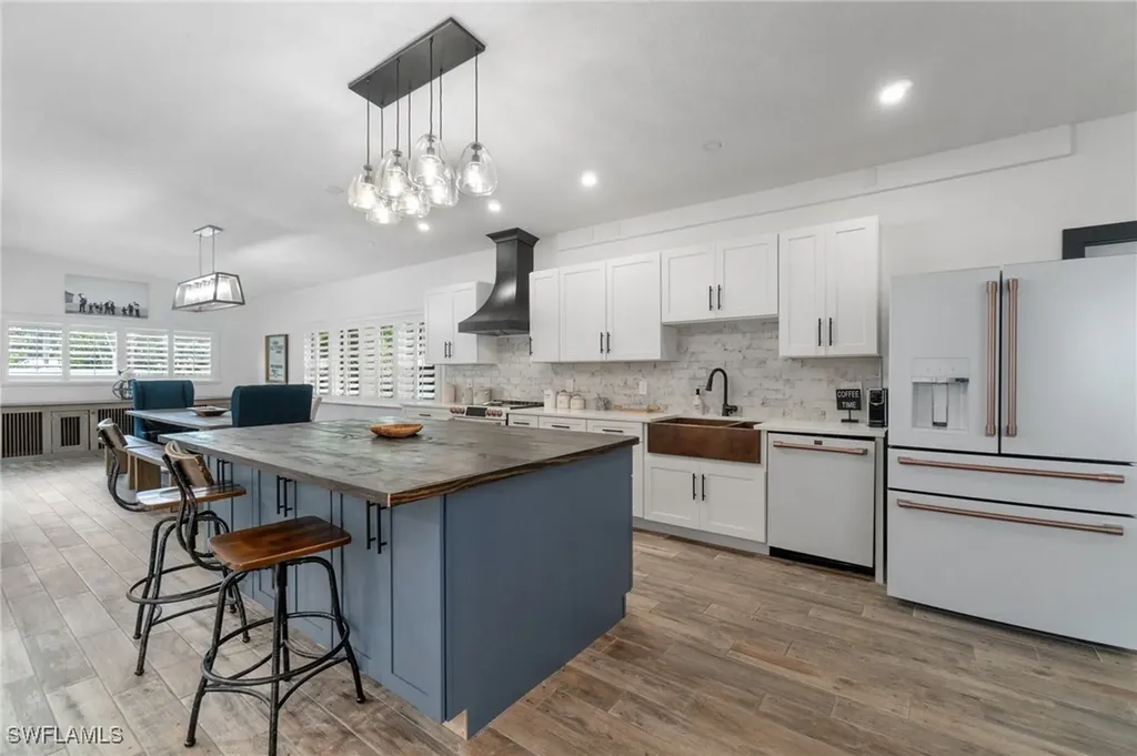 544 Bayside Drive Fort Myers FL 33919
