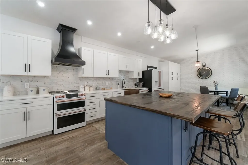 544 Bayside Drive Fort Myers FL 33919
