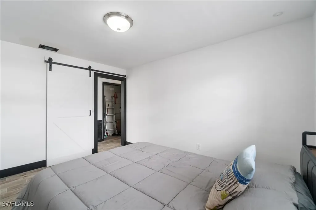 544 Bayside Drive Fort Myers FL 33919