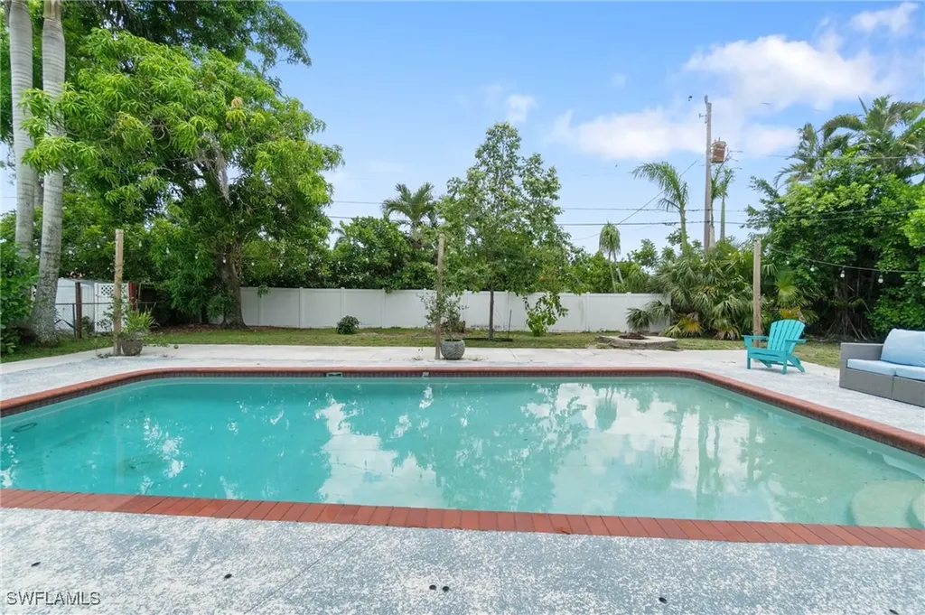 544 Bayside Drive Fort Myers FL 33919