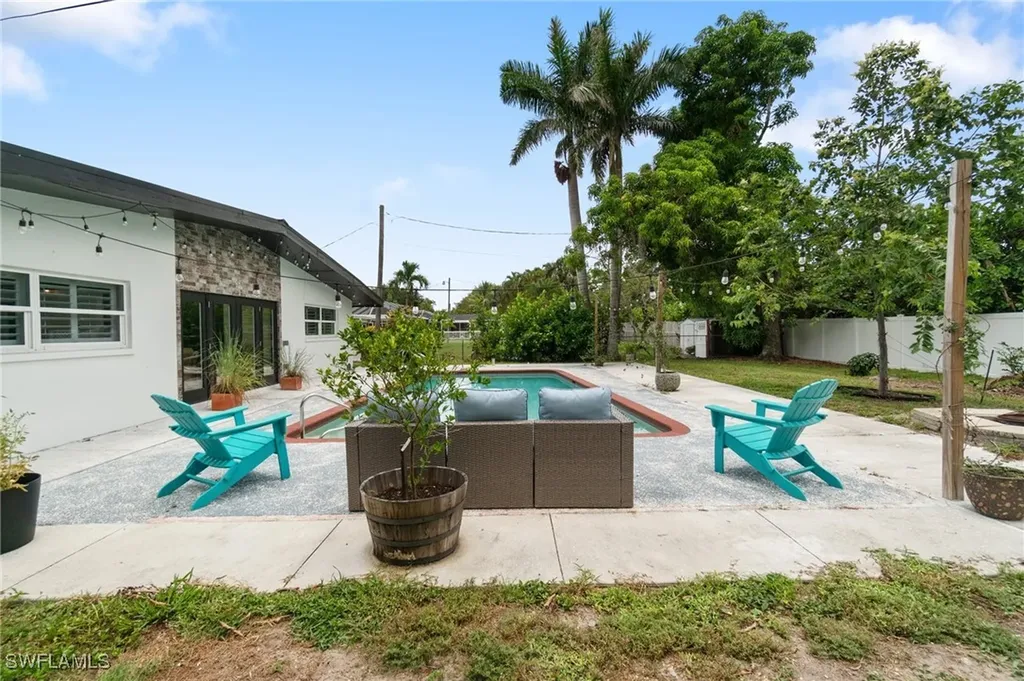 544 Bayside Drive Fort Myers FL 33919