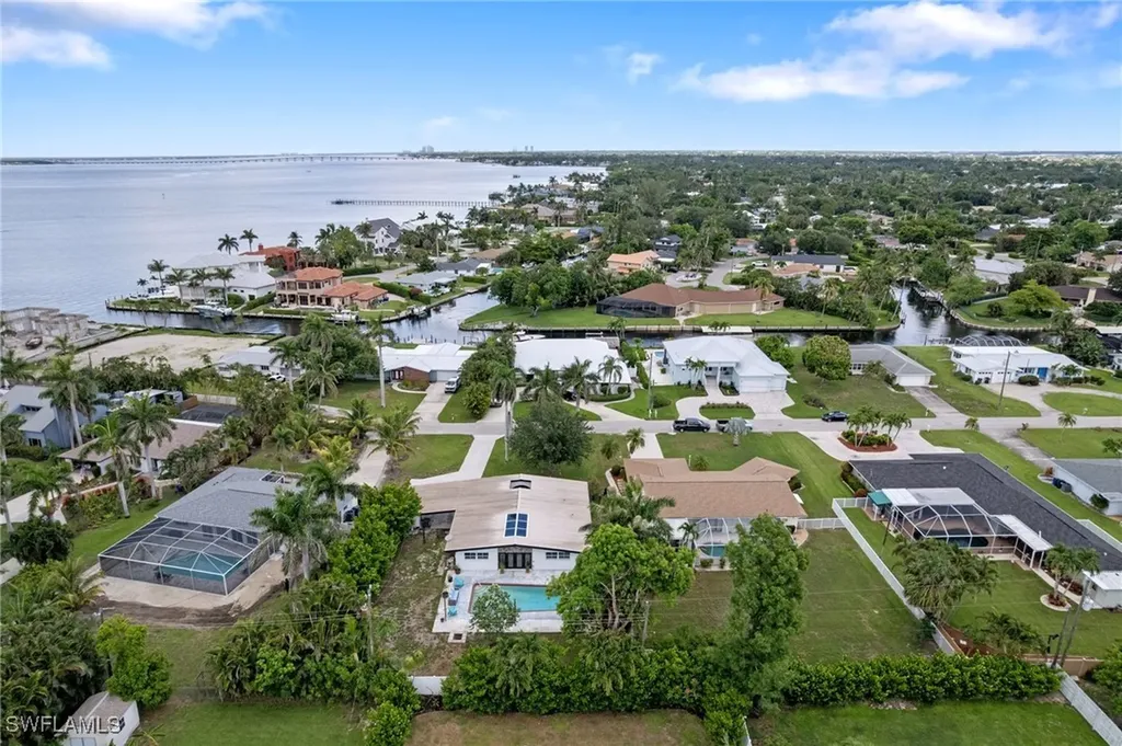 544 Bayside Drive Fort Myers FL 33919