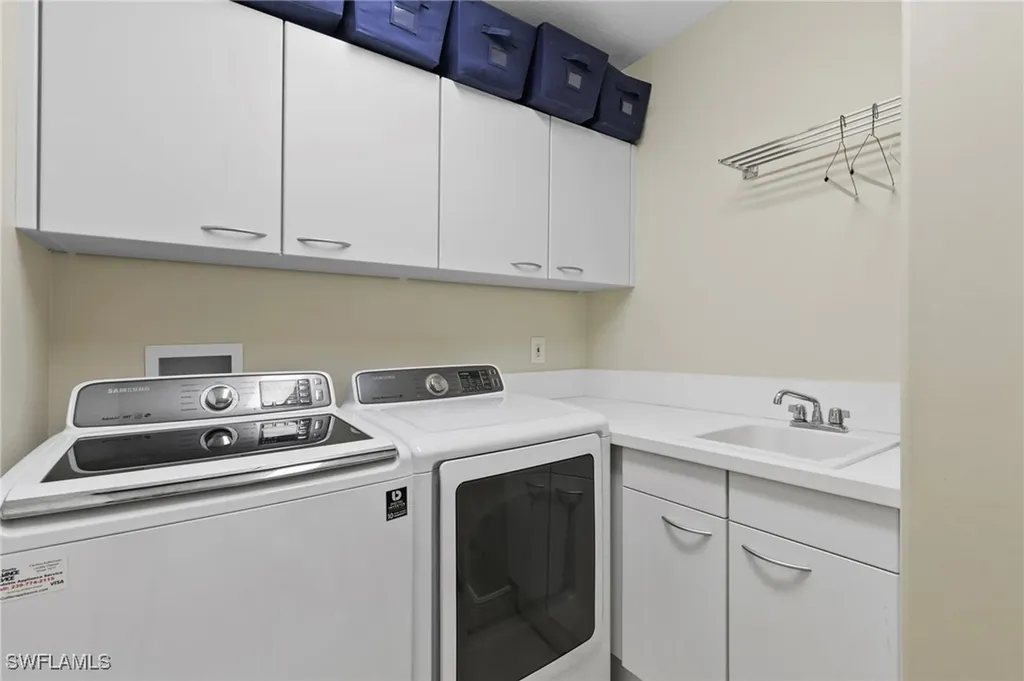 570 El Camino Real Naples FL 34119