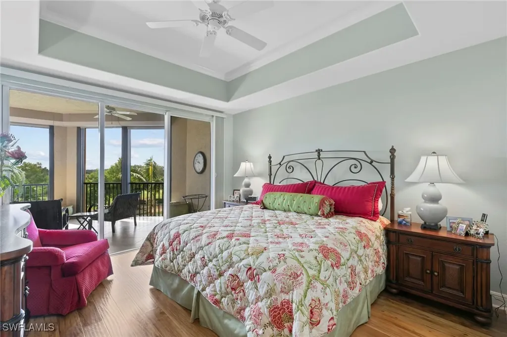 570 El Camino Real Naples FL 34119