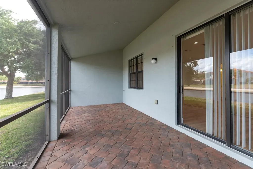 15618 Summit Place Circle Naples FL 34119