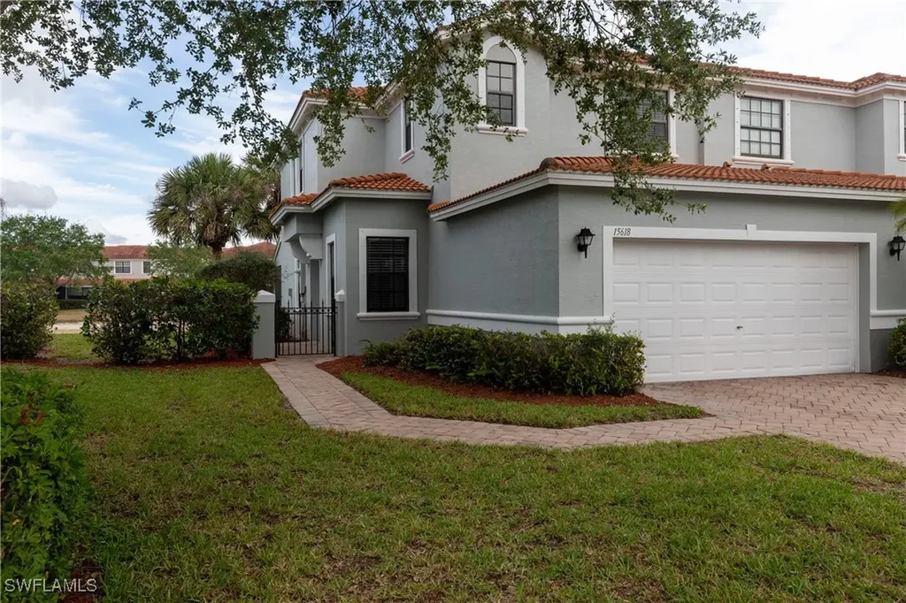 15618 Summit Place Circle Naples FL 34119