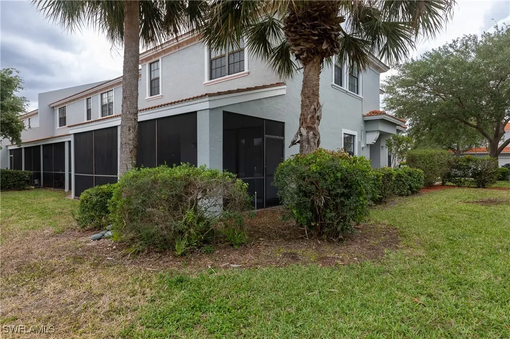 15618 Summit Place Circle Naples FL 34119