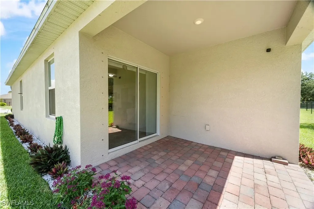 10353 Silver Pond Lane Lehigh Acres FL 33936