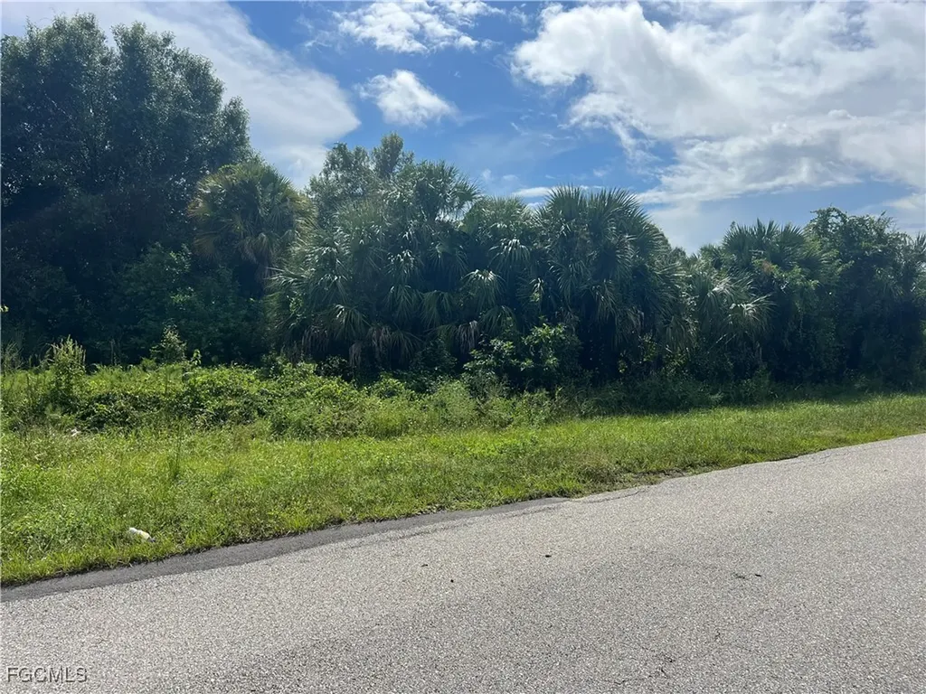 6016 Laurelwood Drive Fort Myers FL 33905