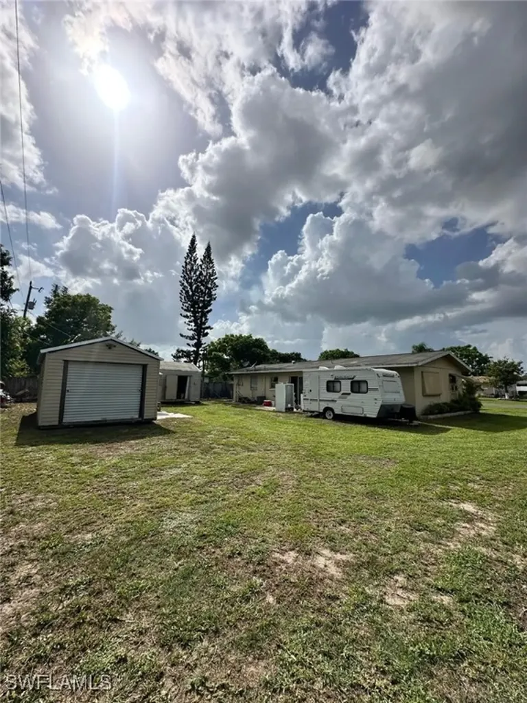506 York Road Lehigh Acres FL 33936