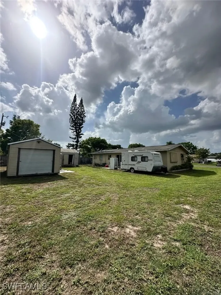 506 York Road Lehigh Acres FL 33936