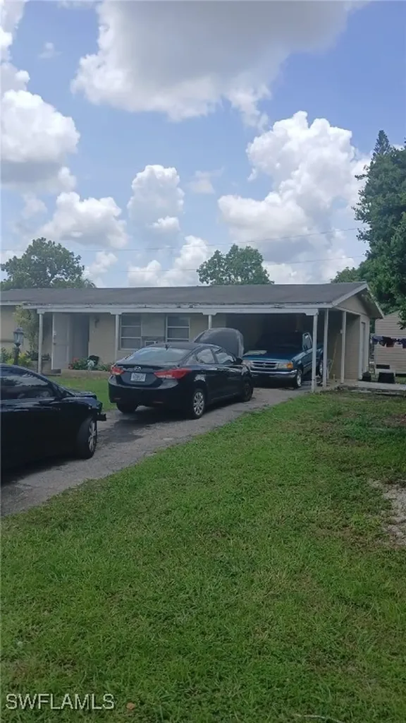 506 York Road Lehigh Acres FL 33936