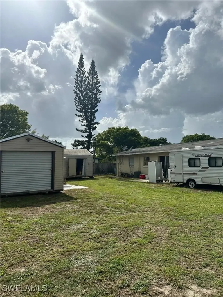 506 York Road Lehigh Acres FL 33936