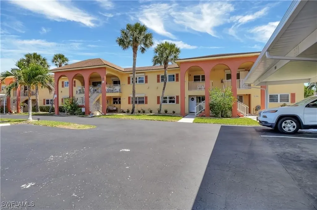 360 Charlemagne Boulevard Naples FL 34112