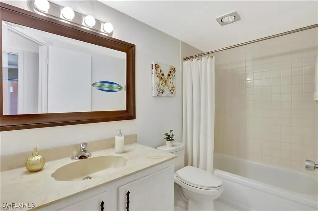 360 Charlemagne Boulevard Naples FL 34112