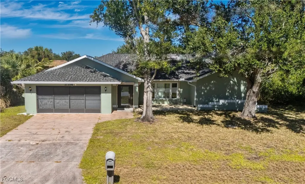 17356 Gulfspray Circle Port Charlotte FL 33948