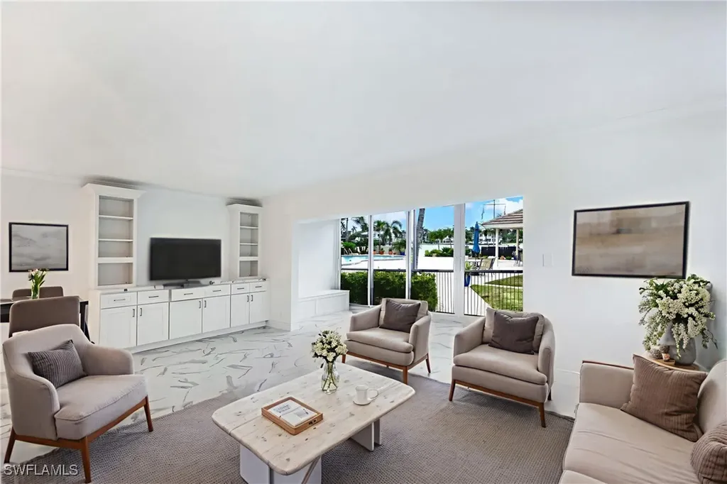 222 Harbour Drive Naples FL 34103