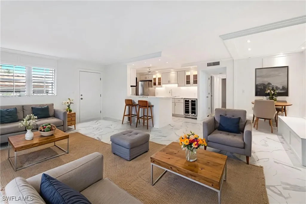 222 Harbour Drive Naples FL 34103