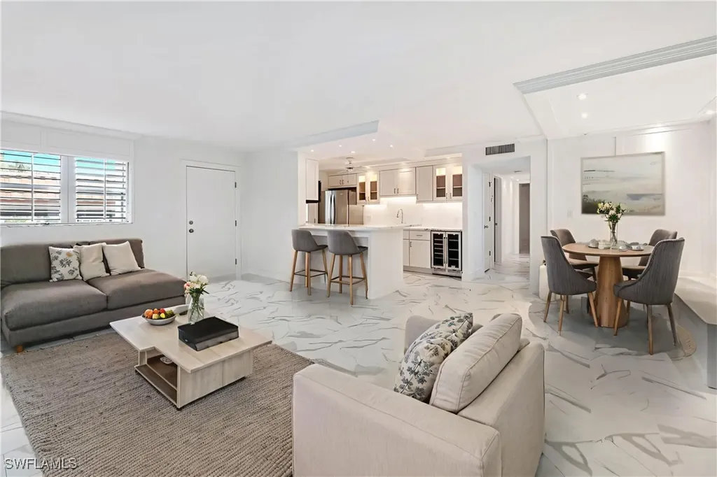 222 Harbour Drive Naples FL 34103