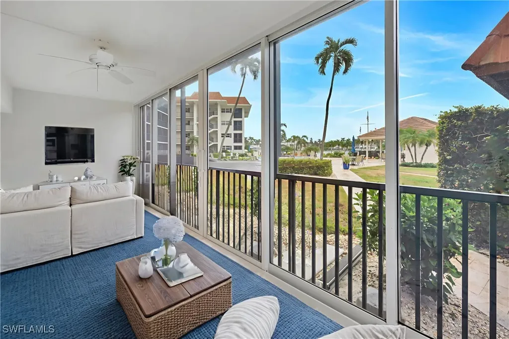 222 Harbour Drive Naples FL 34103