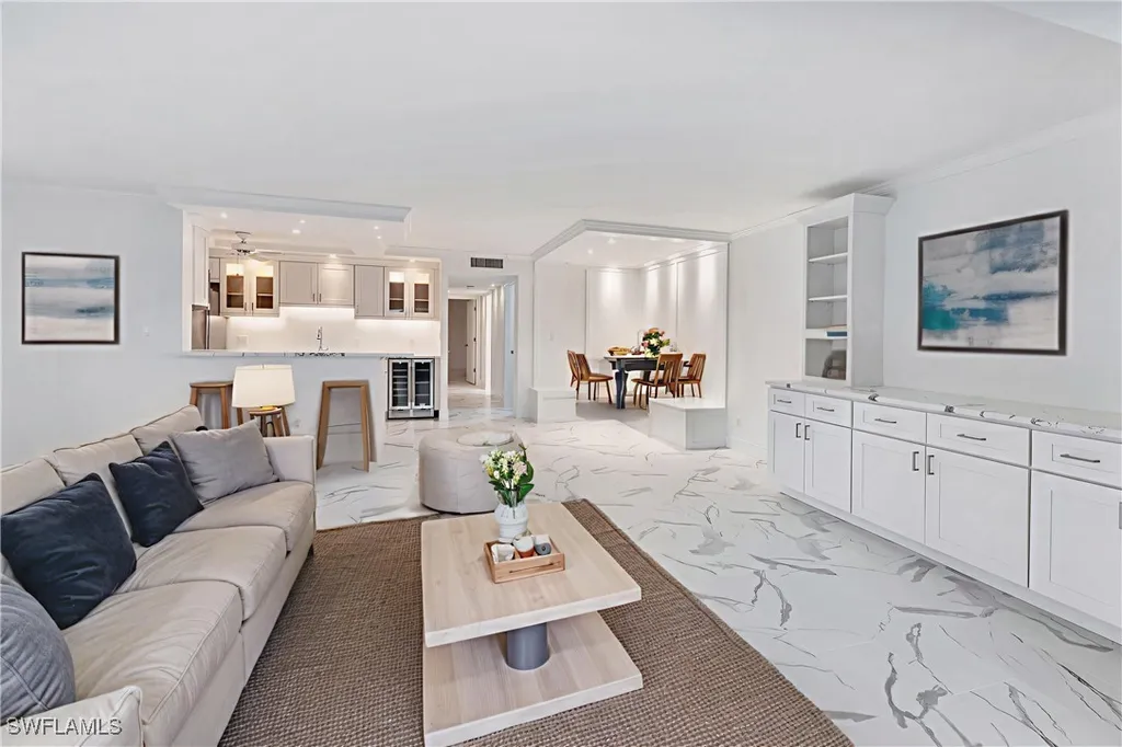 222 Harbour Drive Naples FL 34103