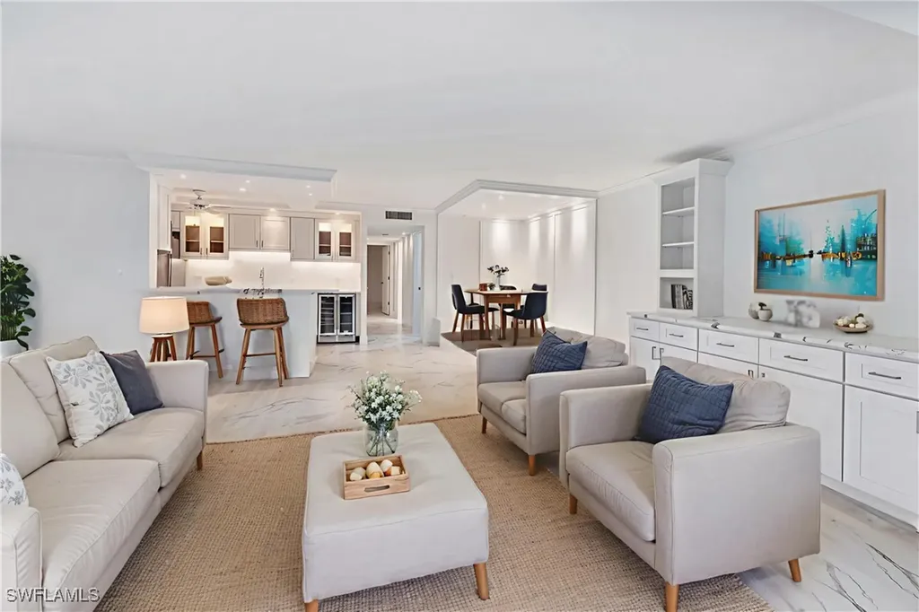 222 Harbour Drive Naples FL 34103