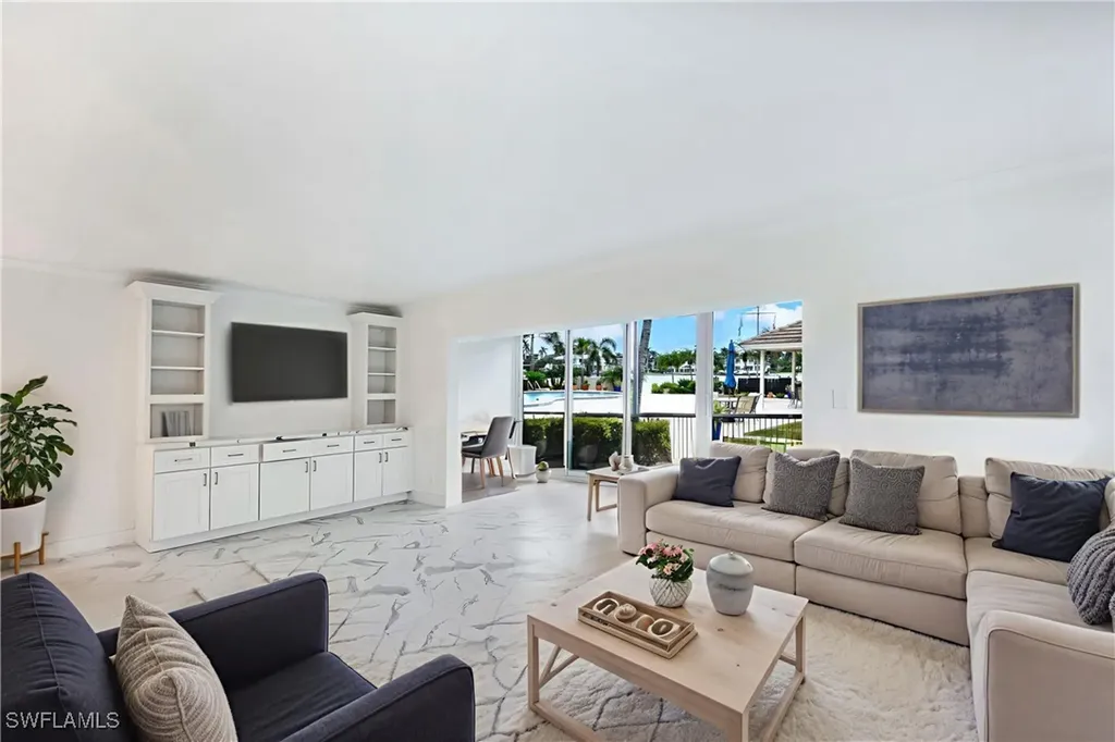 222 Harbour Drive Naples FL 34103