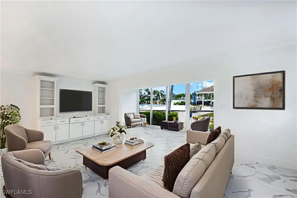 222 Harbour Drive Naples FL 34103